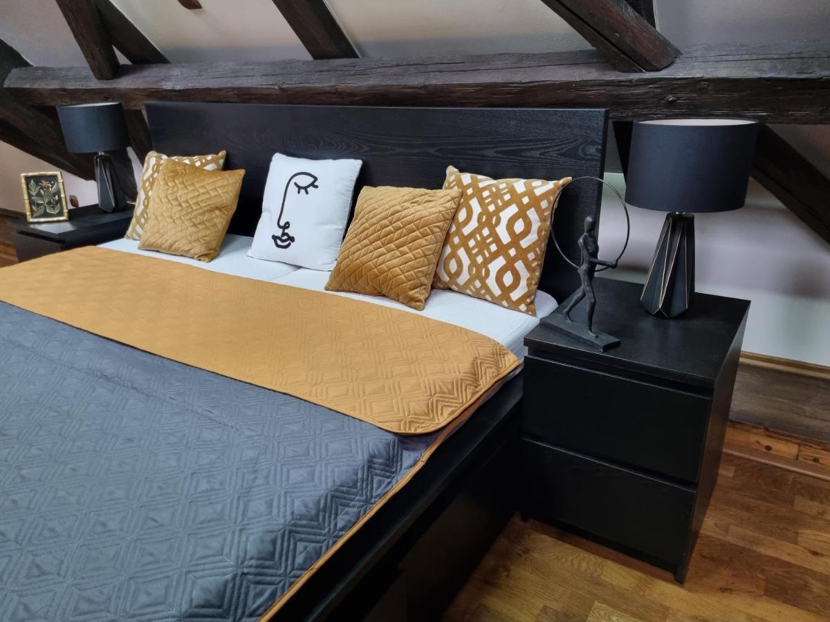 Galerie Vila Lucia 5 -Loft Apartman Plzeň Kültér fotó