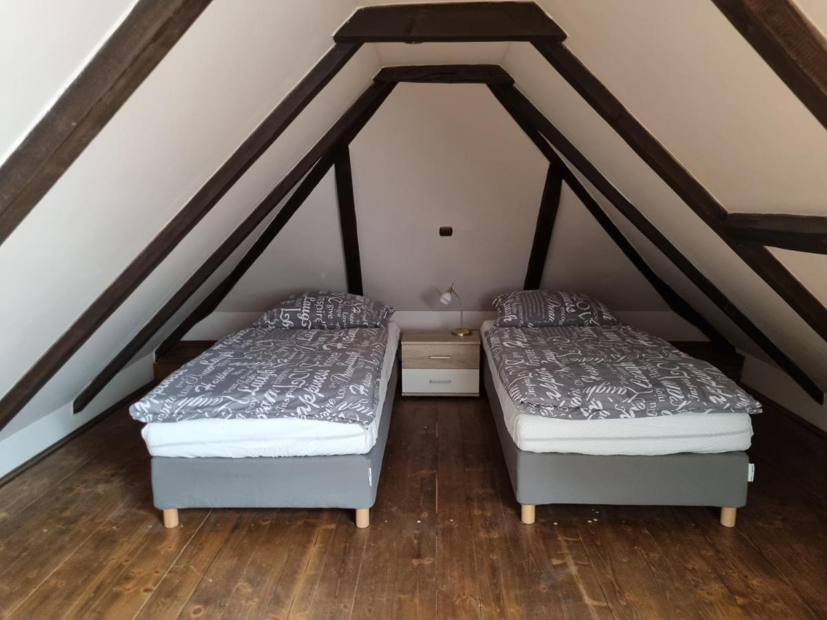 Galerie Vila Lucia 5 -Loft Apartman Plzeň Kültér fotó
