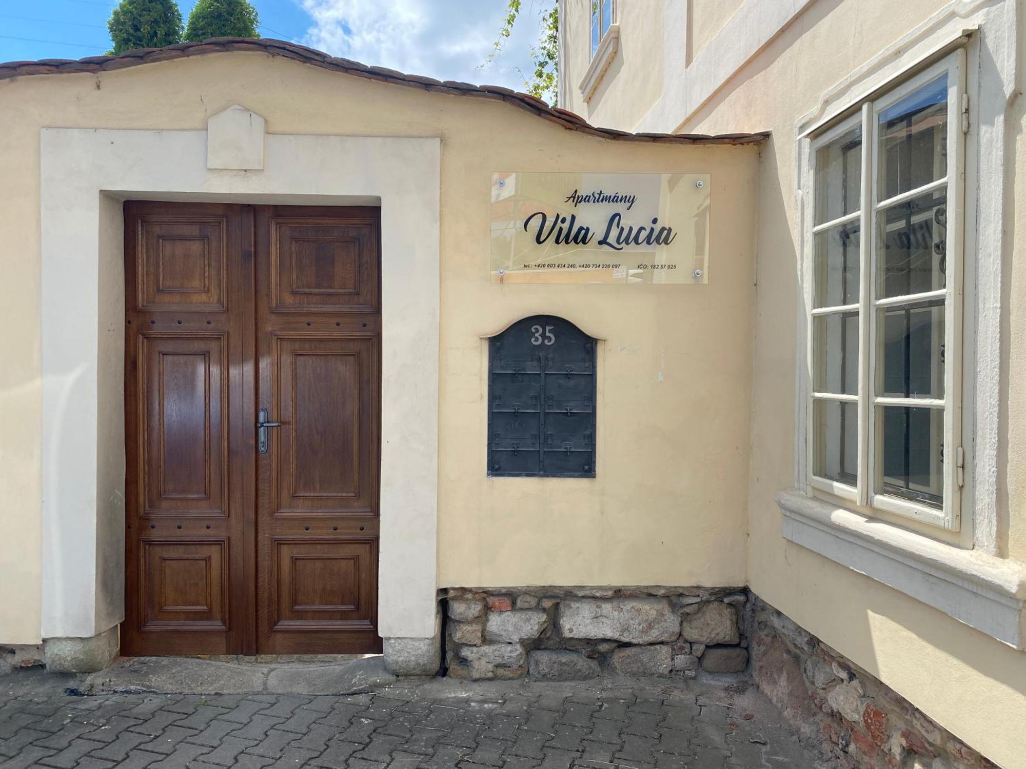Galerie Vila Lucia 5 -Loft Apartman Plzeň Kültér fotó